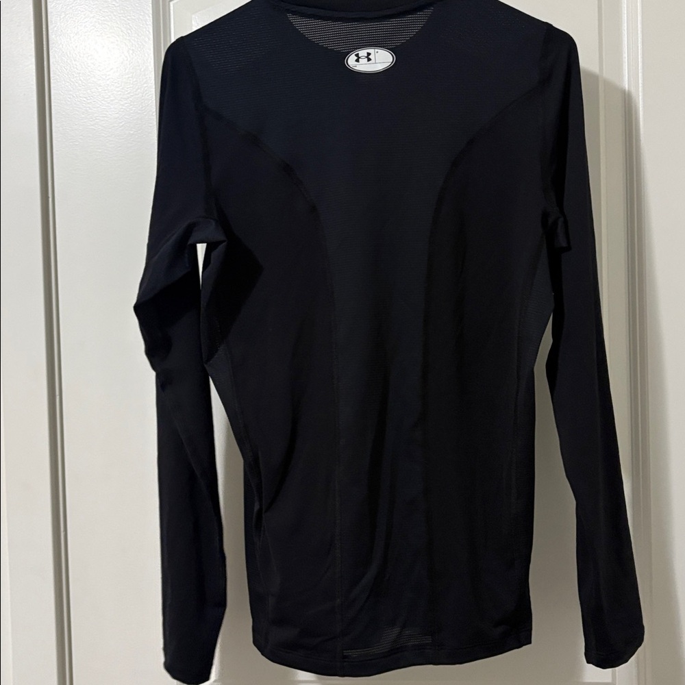 Under Armour Black Performance Long Sleeve - Picture 4 of 6